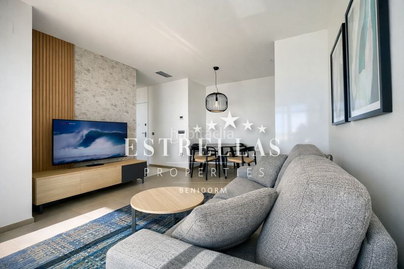 Foto d8ab85d3-ce9e-4f9a-81bf-1d269fe8ccb6. Apartament amb calefacció aparcament piscina a Playa Poniente Benidorm