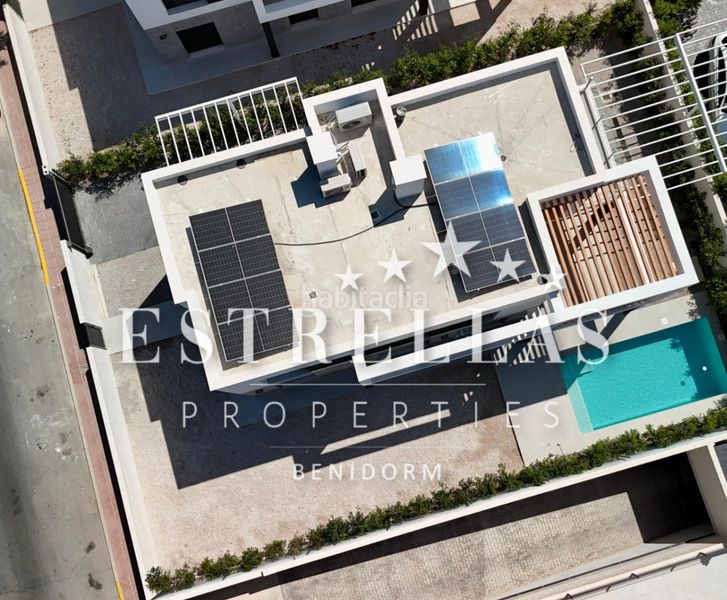 Foto 1fec1250-9073-4c29-a31c-881b8c8bb882. Xalet amb calefacció aparcament piscina a Almajada-Ravel Mutxamel