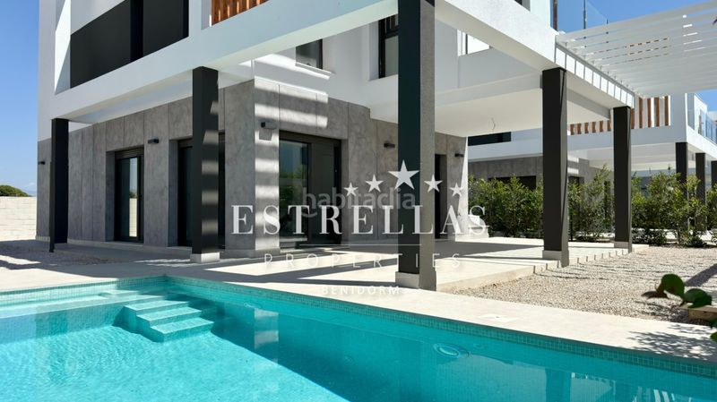 Foto 26d63968-5913-4790-bc14-84a4c2d319a2. Xalet amb calefacció aparcament piscina a Almajada-Ravel Mutxamel