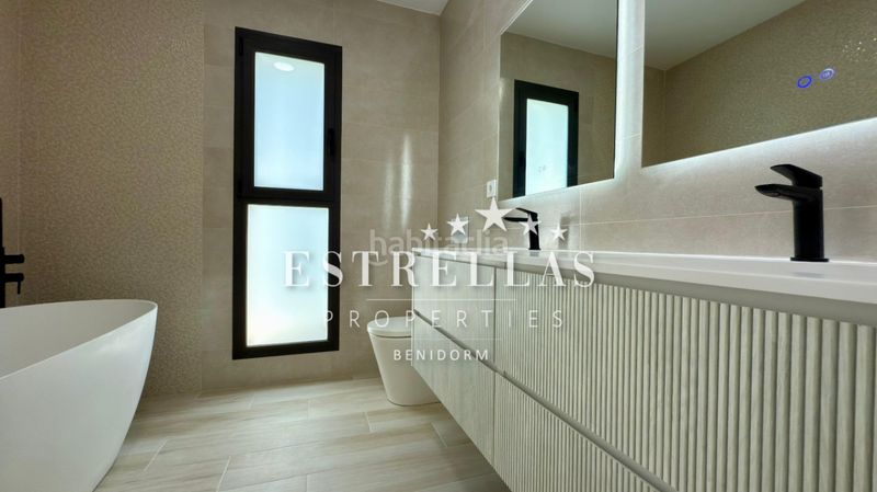 Foto 41537c4b-9243-46b3-8782-0bf089168bee. Xalet amb calefacció aparcament piscina a Almajada-Ravel Mutxamel