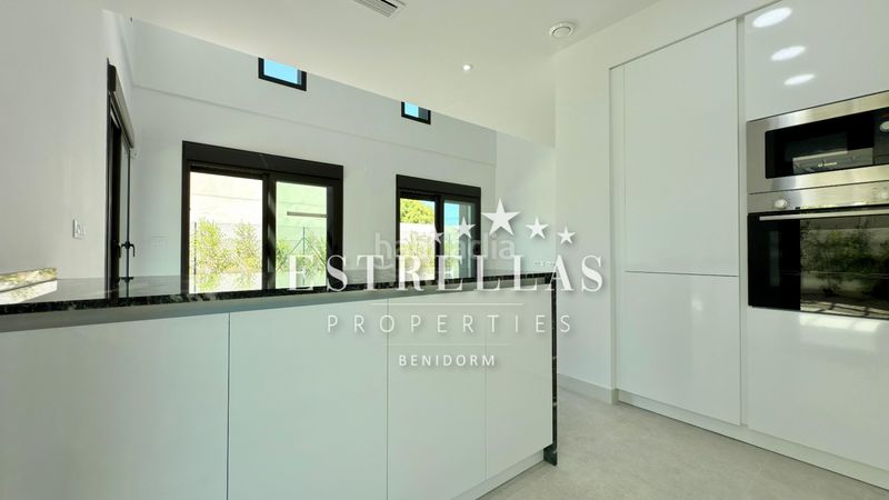 Foto 93c3db1d-e72c-44e5-a497-773960823cec. Xalet amb calefacció aparcament piscina a Almajada-Ravel Mutxamel