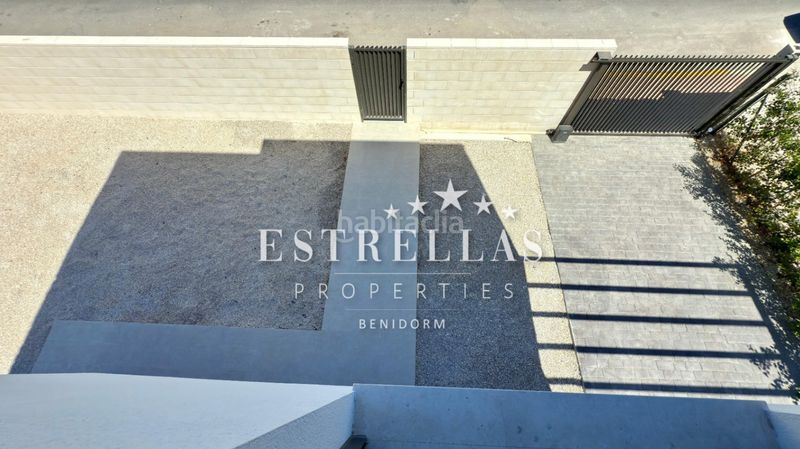 Foto d6d53737-b51d-4758-93f9-1cb8d4c525db. Xalet amb calefacció aparcament piscina a Almajada-Ravel Mutxamel