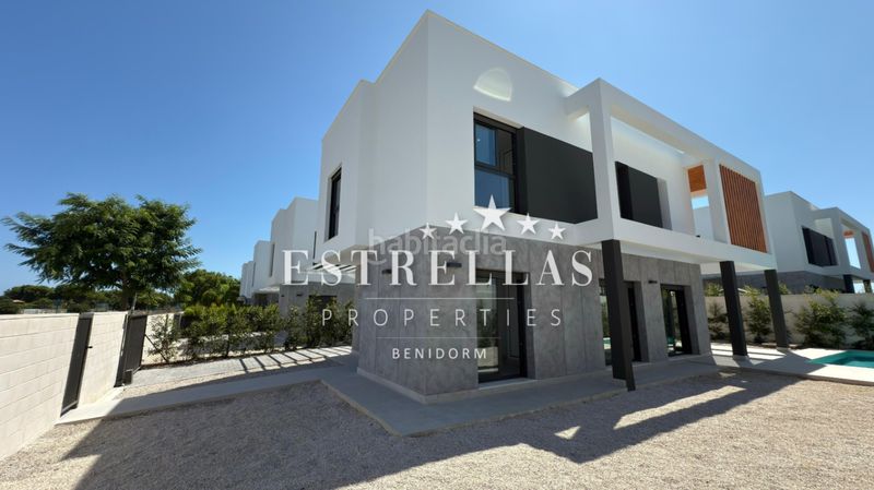 Foto fdff1477-4525-451b-88c9-895cc6e3c0fd. Xalet amb calefacció aparcament piscina a Almajada-Ravel Mutxamel