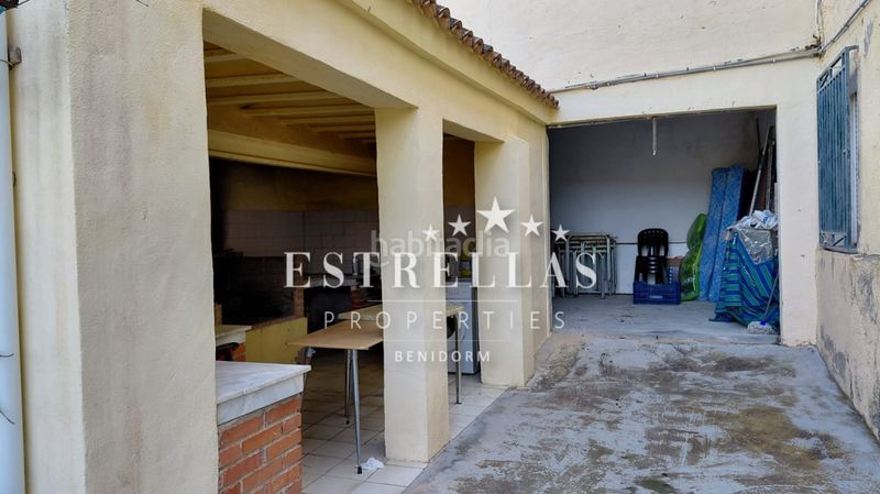Foto c7508697-ac32-4e0f-9596-ce0c67005d98. Masia amb aparcament piscina a Relleu