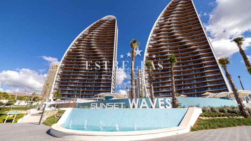 Foto 884e37d6-a841-4ea4-8e10-21d84d19f4a0. Apartament amb calefacció aparcament piscina a Playa Poniente Benidorm