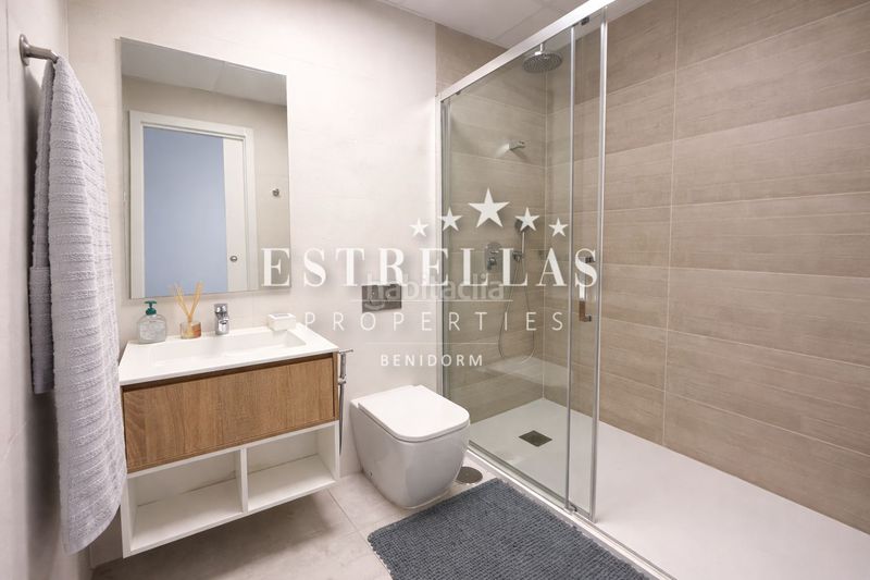 Foto a5049ea3-153f-4771-b4cd-f78c48c4ae6e. Apartament amb calefacció aparcament piscina a Playa Poniente Benidorm