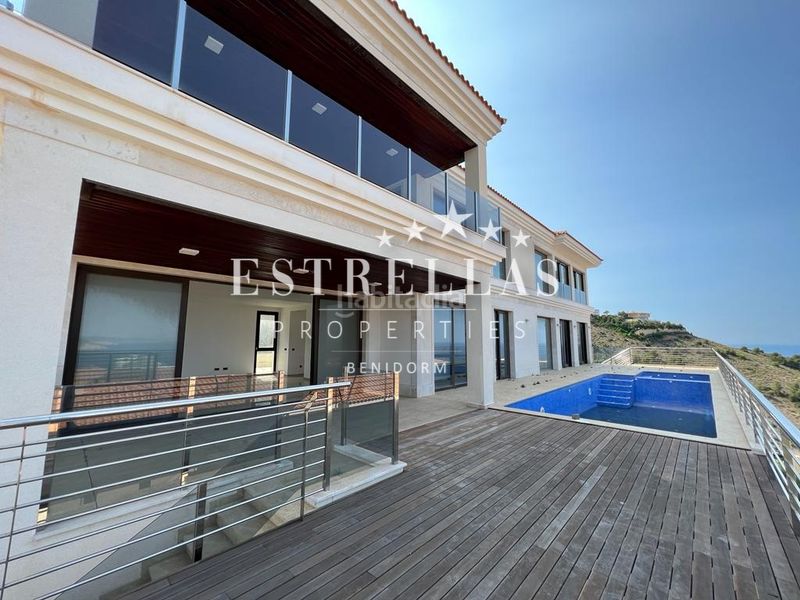Foto 2fab1c3a-ed5a-4181-895d-695c4627bf5f. Chalet en Sierra Helada Benidorm