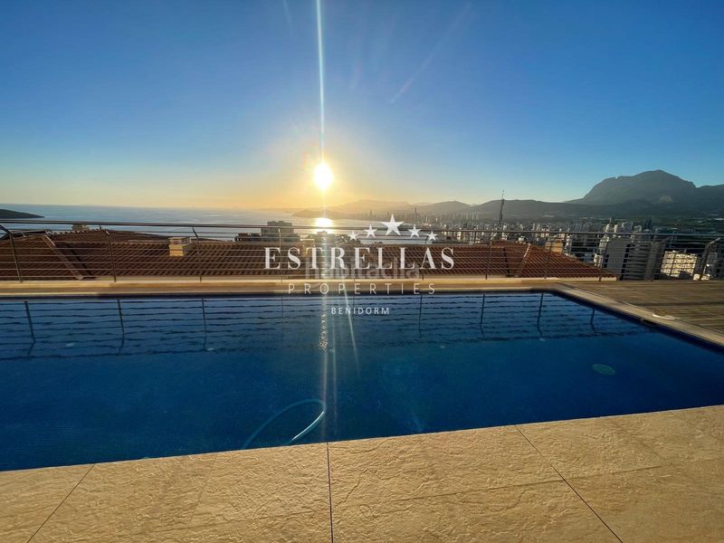 Foto 430d24af-c782-4c07-a826-e6d46a7149b9. Chalet en Sierra Helada Benidorm