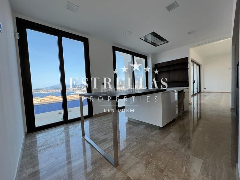 Foto a5998f2a-108f-4668-929e-ecbe46bb99e9. Chalet en Sierra Helada Benidorm