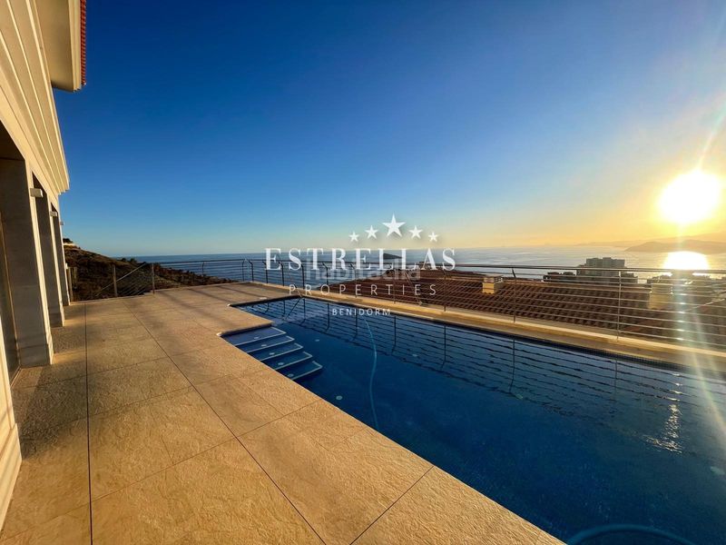 Foto aaf2e623-3067-4266-a86f-92d316b48806. Chalet en Sierra Helada Benidorm