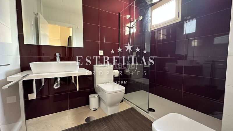 Foto 76669fe4-b6a7-4d38-bfa6-63214bb4edc3. Àtic amb calefacció aparcament piscina a Golf Bahía Finestrat