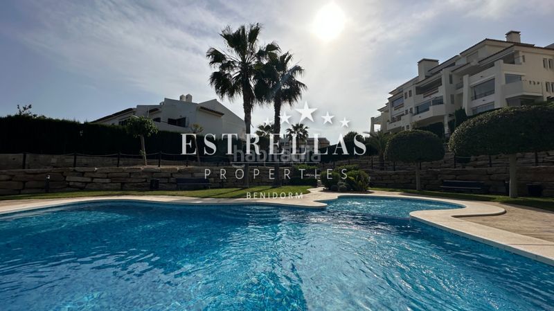 Foto c1fd4bb5-aec5-4639-9b07-d1f91c58e9b0. Àtic amb calefacció aparcament piscina a Golf Bahía Finestrat