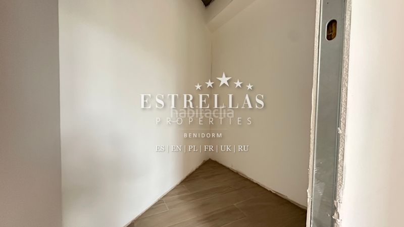 Foto 55df9bec-f5ee-4f88-82da-a7ec0595f6a5. Apartament amb calefacció piscina a Playa Poniente Benidorm