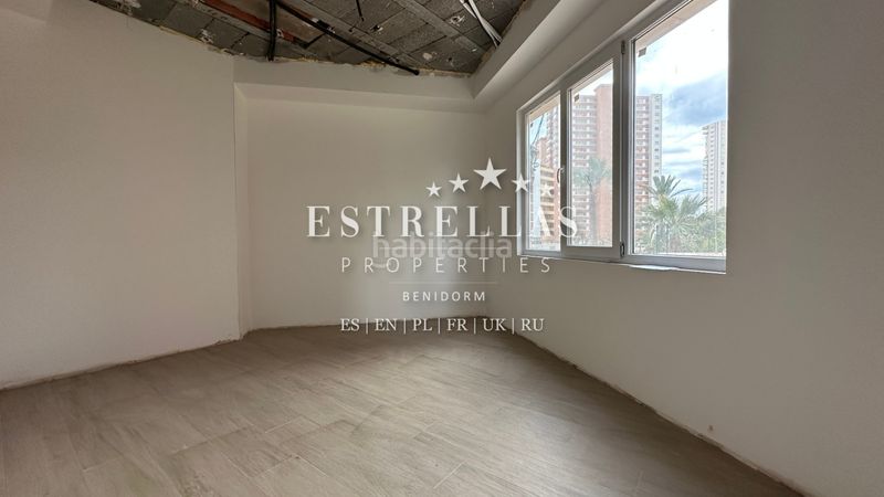 Foto 9c99696d-dc64-45b6-8c2b-58b75ba250a1. Apartament amb calefacció piscina a Playa Poniente Benidorm