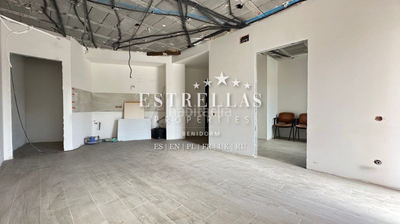 Foto 2570d9cf-bf44-4218-a5a5-f530667f5169. Apartament amb calefacció piscina a Playa Poniente Benidorm