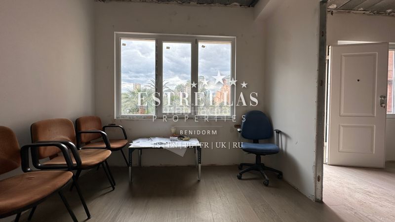 Foto 44b3f9e2-f2da-4537-a6fb-94a67cde120a. Apartament amb calefacció piscina a Playa Poniente Benidorm