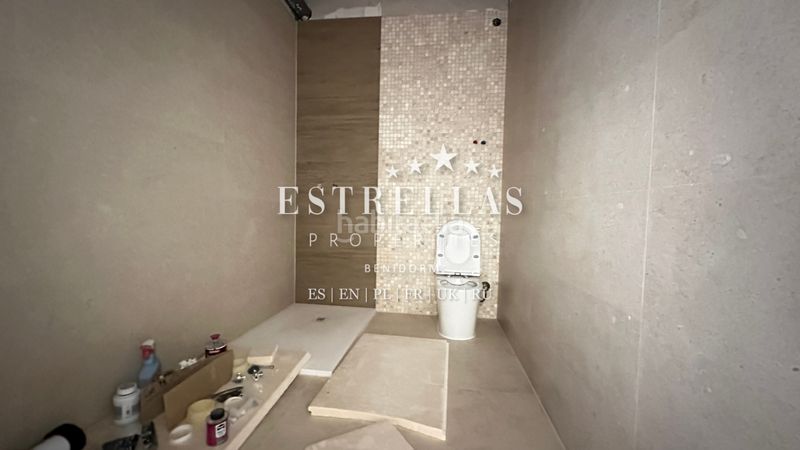 Foto cd9c4337-b1f0-4f2a-9d67-0e5ae1212717. Apartament amb calefacció piscina a Playa Poniente Benidorm