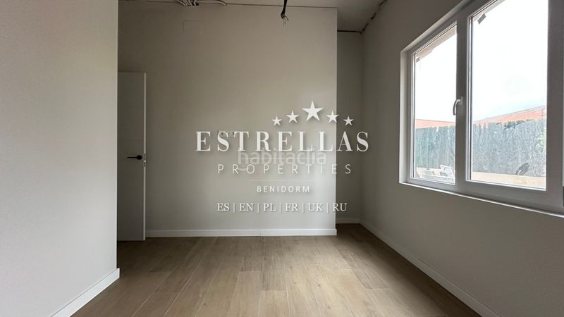 Foto 071f2efb-dfd1-463f-a898-39b4d47324c0. Apartament amb calefacció piscina a Playa Poniente Benidorm