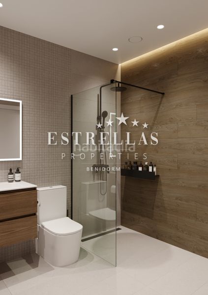 Foto 88a02a01-9b43-43c9-bab1-ce8ff24a6b96. Apartament amb calefacció piscina a Playa Poniente Benidorm