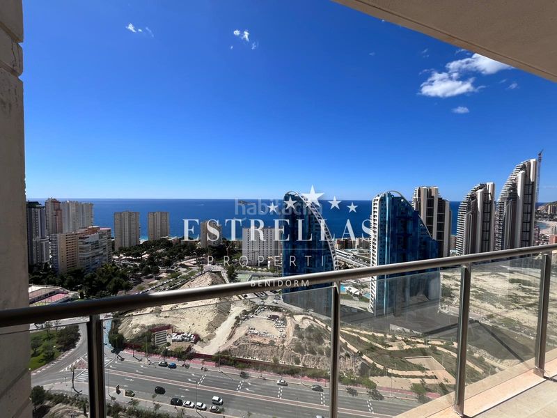 Foto 0e0cdd03-00cb-48eb-a9bf-0fe3981d9a08. Apartament amb calefacció aparcament piscina a Via Parque Benidorm