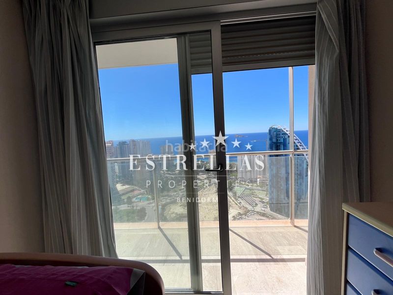 Foto d3689ed1-e5f0-486e-9dd4-af771a40b740. Apartament amb calefacció aparcament piscina a Via Parque Benidorm