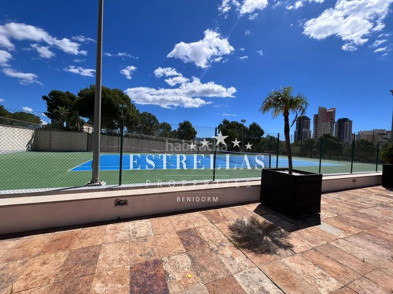 Foto e58df16e-4a8c-4a39-8f7a-670c9d8b55c4. Apartament amb calefacció aparcament piscina a Via Parque Benidorm