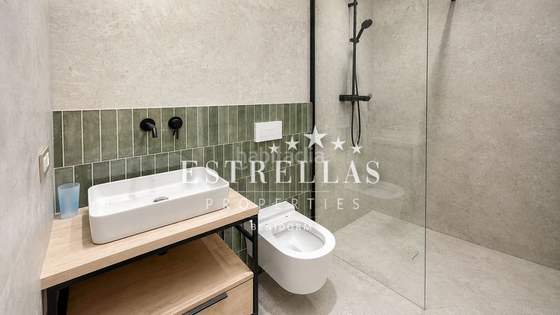 Foto 3f6c82f9-4c14-44a0-a265-450fdc210570. Apartament amb calefacció piscina a Centro Urbano Benidorm