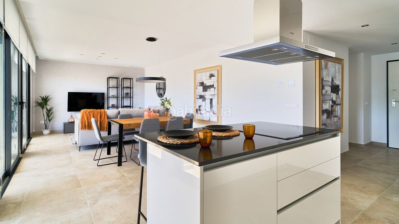 Foto 0832cdb0-c0a7-44f9-8d9e-553e36794d49. Apartament a Benatalaya Estepona