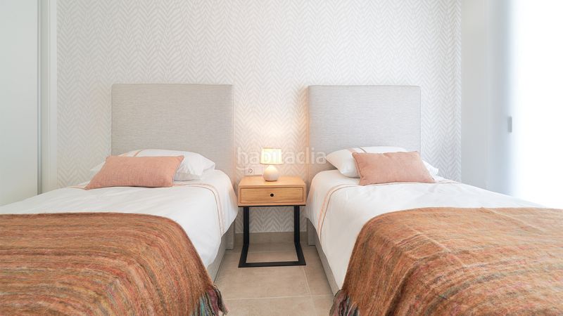 Foto 438d2444-e0d0-4673-81b4-af1164380c60. Apartament a Benatalaya Estepona