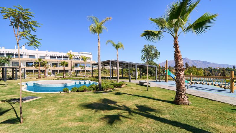 Foto 46d12b38-4dc9-49d8-bd04-e7c8991b4193. Apartament a Benatalaya Estepona