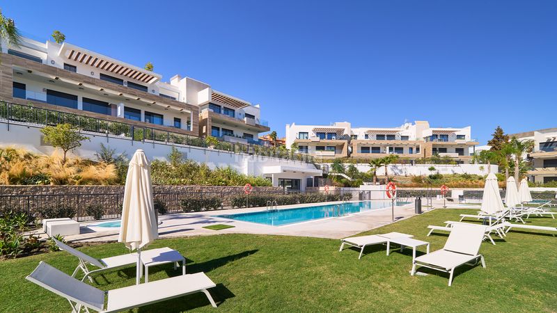 Foto 60e449cd-0857-4372-adc8-95fd7f10eb94. Apartament a Benatalaya Estepona