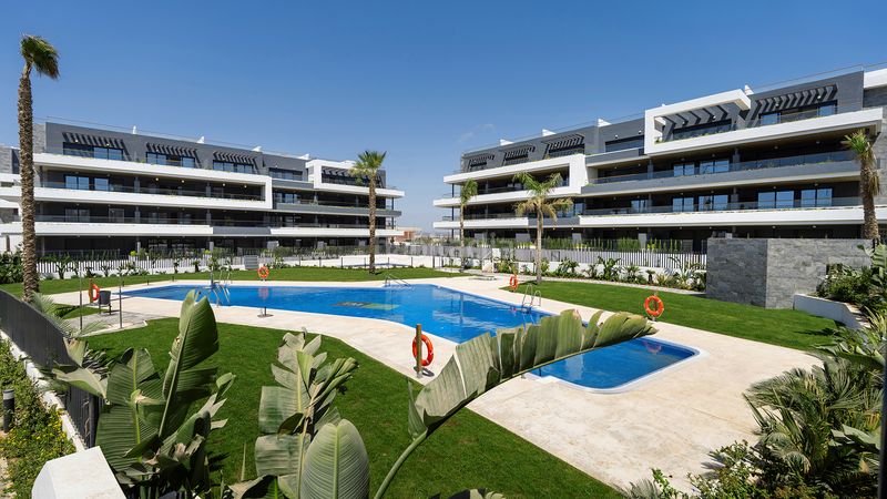 Foto 1a754469-b9fa-4484-a43e-6fed1727478f. Apartment in Zona Carrefour - Urbanizaciones Torrevieja