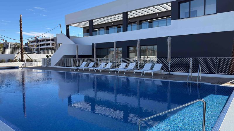 Foto f4ffaac1-2250-46bf-a963-c726b23864c2. Apartment in Zona Carrefour - Urbanizaciones Torrevieja