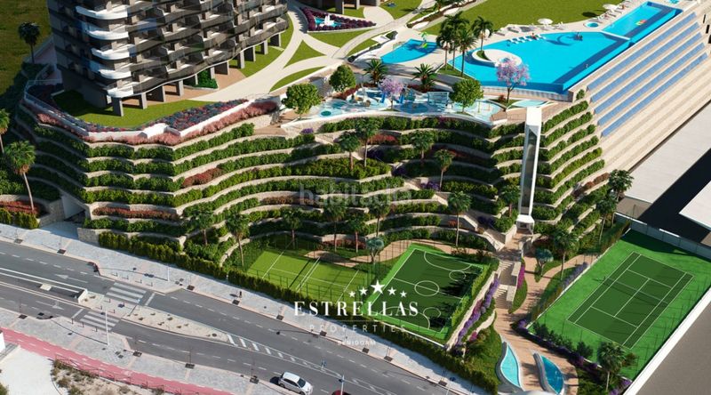 Foto 819188c3-e8a8-4268-a06a-655e617a46ec. Apartament amb calefacció aparcament piscina a Playa Poniente Benidorm