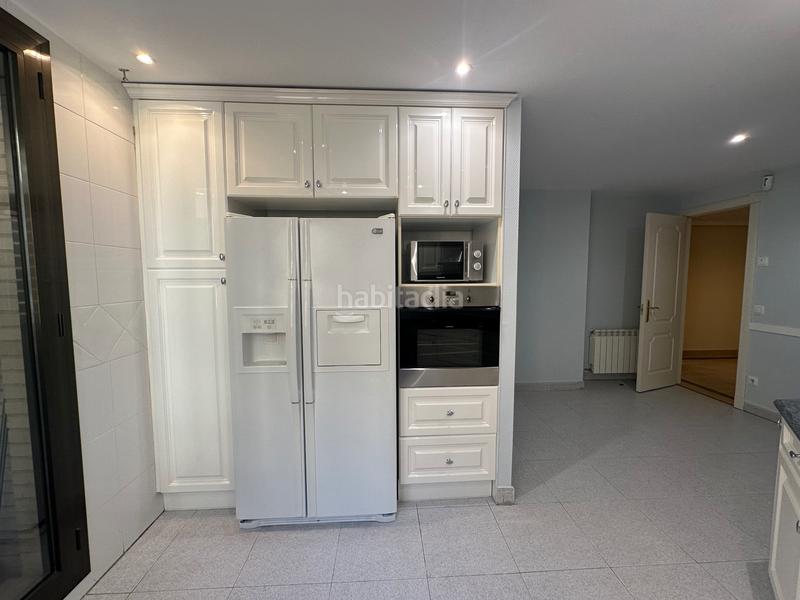 Foto 2dc8912f-3f9b-43f7-8b67-484ae991e521. Rent flat with heating parking pool in Monte el Pilar Majadahonda