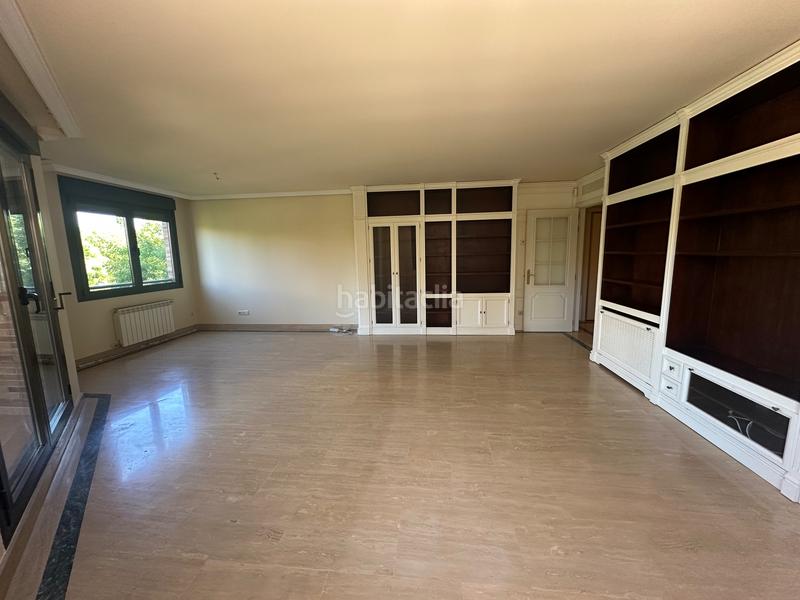 Foto bbd3794c-4502-40b6-a0c5-44deb7556ebf. Rent flat with heating parking pool in Monte el Pilar Majadahonda