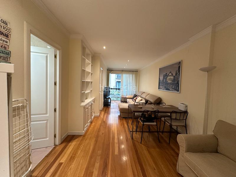 Foto 813d2e28-ecd9-4aee-ab74-56576b26c6fd. Location appartement avec parking dans Almagro Madrid