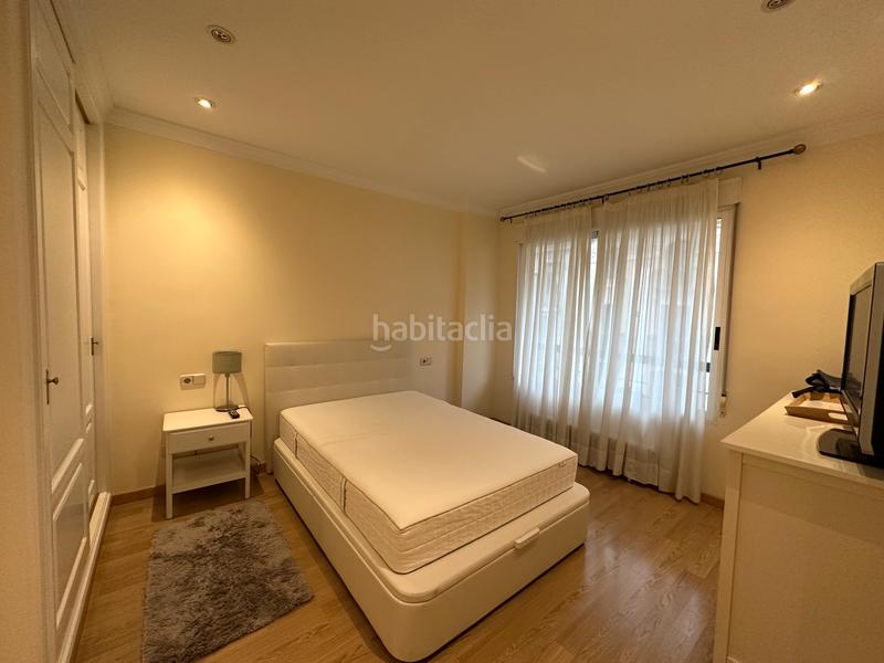 Foto c0e93c13-426c-4909-98a3-572ceb08ef1a. Rent apartment with parking in Almagro Madrid