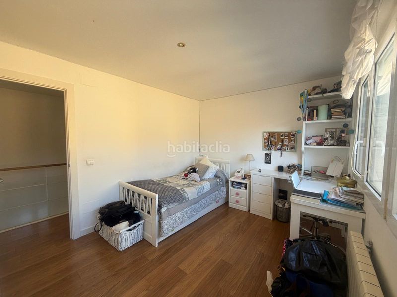 Foto 58acb8c9-57b6-423d-95b7-a8c02d29396a. Casa aparellada amb calefacció aparcament piscina a Rozas de Madrid (Las)