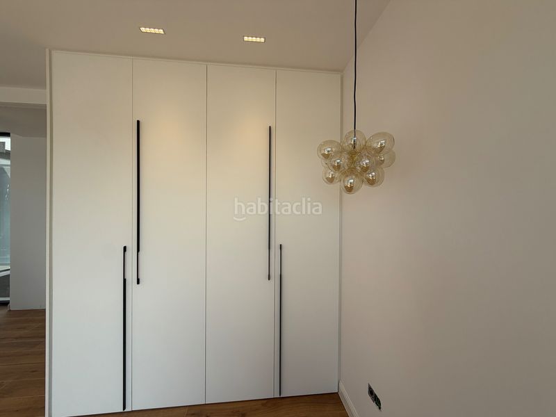 Foto b8ad3ff9-6650-4098-9329-f6799d54ee1b. Casa a schiera con parcheggio piscina in El Bosque Villaviciosa de Odón