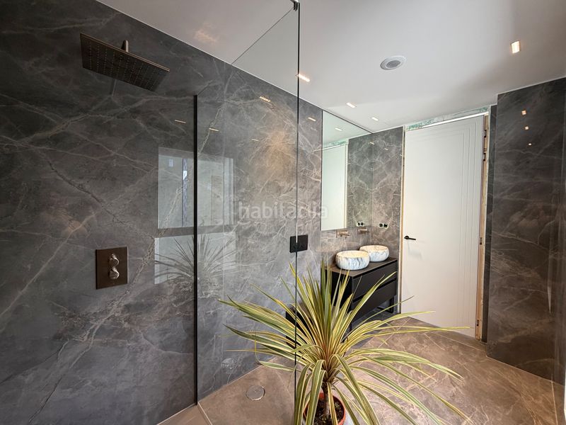 Foto beadaa17-cb68-4bdf-829d-d251bd8e25c3. Casa a schiera con parcheggio piscina in El Bosque Villaviciosa de Odón