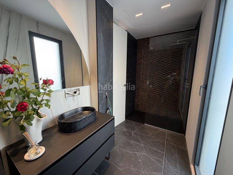 Foto c5d6ab27-2f85-4c9d-b269-bbeb0880f426. Casa a schiera con parcheggio piscina in El Bosque Villaviciosa de Odón