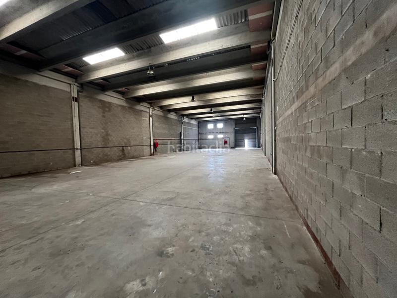 Foto 974e2682-4537-47d0-adc4-c58a92f27b67. Location bâtiment à usage industriel dans Can Rial Esparreguera