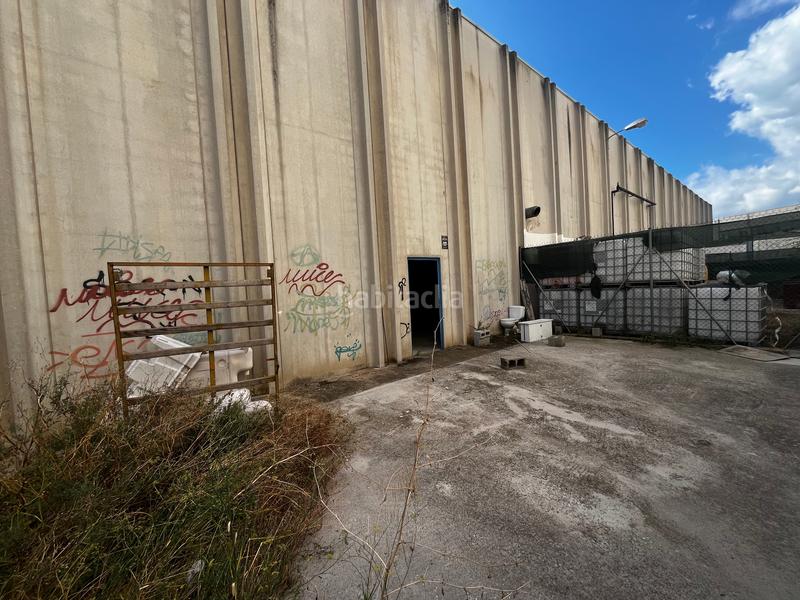 Foto c4d149e6-b073-46dd-9285-9ac81d38c233. Location bâtiment à usage industriel dans Can Rial Esparreguera