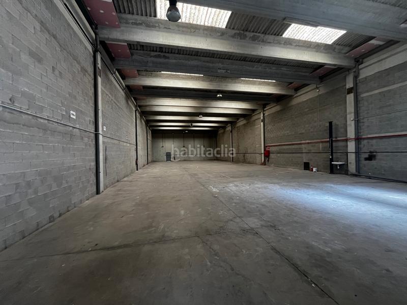 Foto c8a63a57-794b-4fec-a82f-55085594b8e9. Location bâtiment à usage industriel dans Can Rial Esparreguera