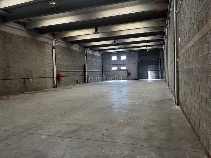 Foto d428e576-a1a4-4d4e-aa84-9b17921f7af0. Location bâtiment à usage industriel dans Can Rial Esparreguera