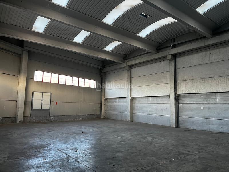 Foto 34bea595-85ca-4ce5-b7d7-b63ab8fc0f19. Affitto capannone industriale in Can Vinyals Esparreguera