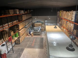 Miete Fabrikhalle  Carrer trepant. Nave di�fana buena entrada camiones