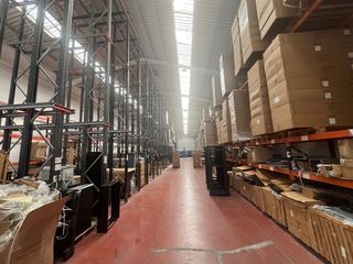 Miete Fabrikhalle  Carrer de ind�stria. Nave totalmente equipada