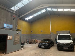 Miete Fabrikhalle  Carrer de guifr� el pel�s. Nave di�fana para almac�n